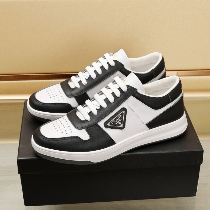 Pra*a casual shoes
